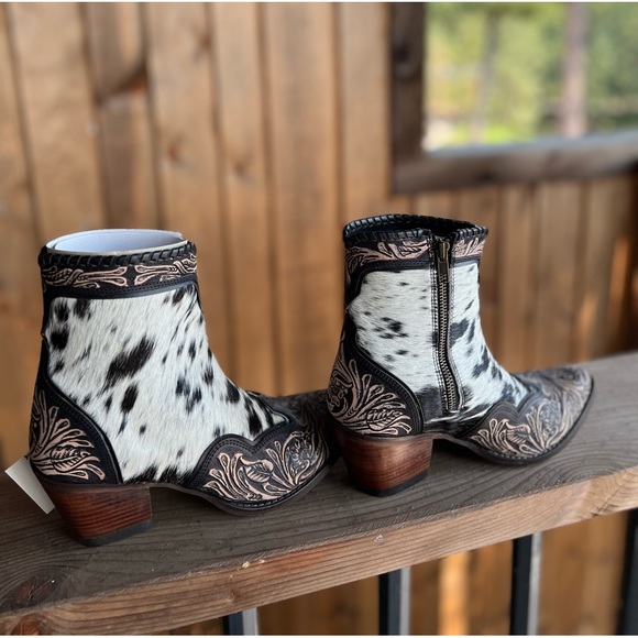 Hand Tooled Leather Cowhide Women Bootie Boot Boho Western Shoe Glennchester - Picture 9 of 15